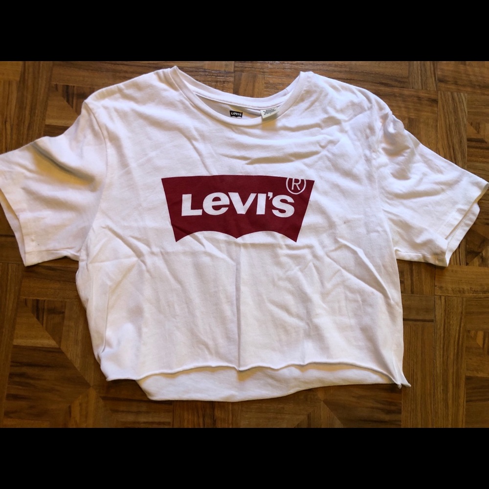 levi’s crop top